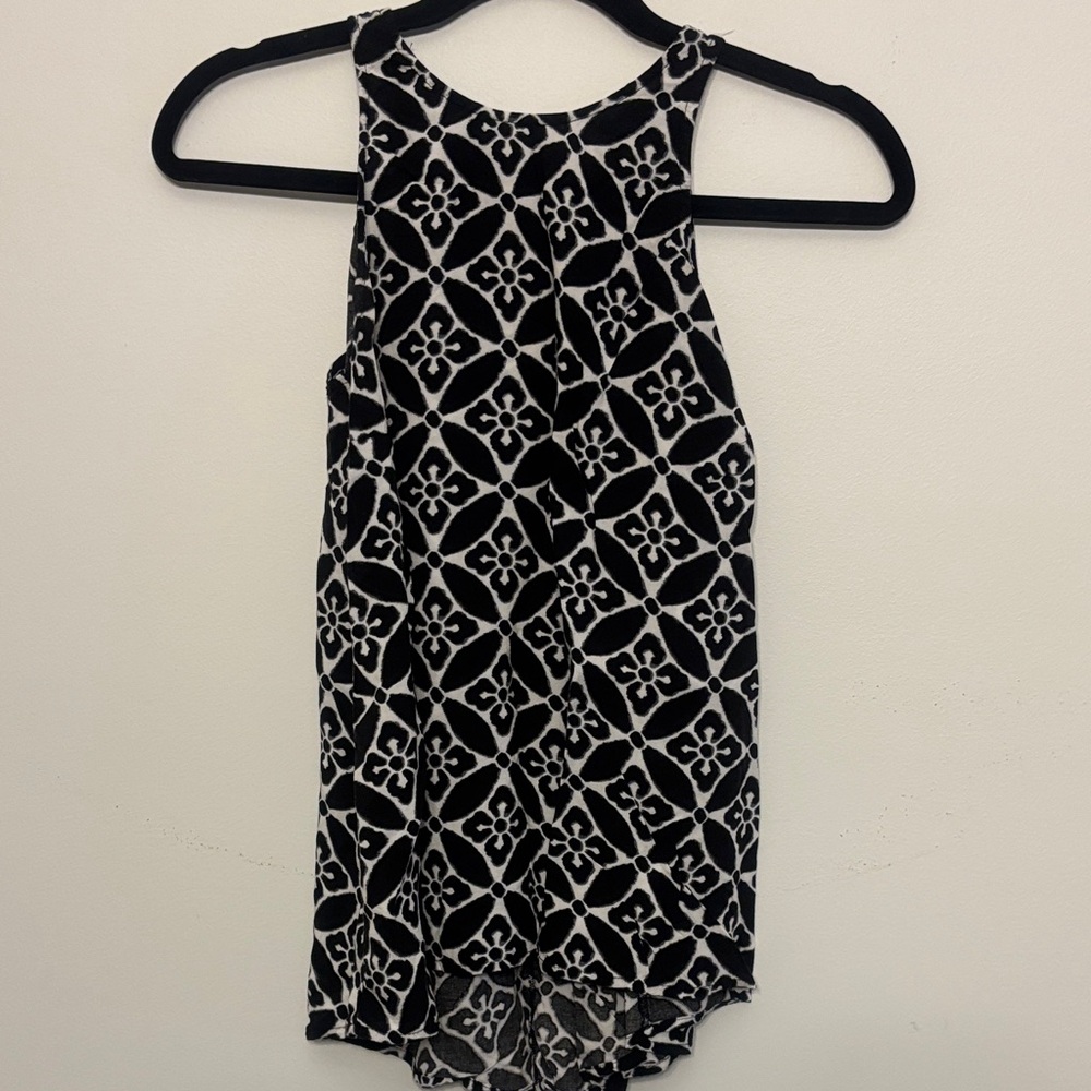 Old Navy Monochrome Animal Print Top